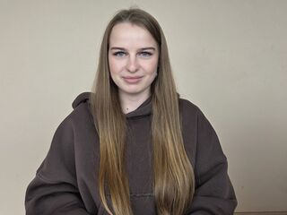camgirl chat room DonetteSally