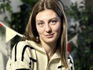 free live chatroom DonnetteHolck