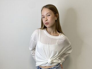 sexy webcamgirl DortheyVath