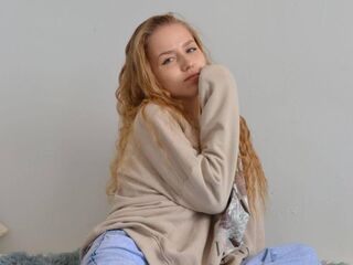 shaved pussy webcam ElenDale