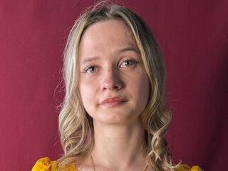 webcam strip tease show ElinoreSauder