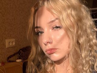 hot girl EliseHulvey