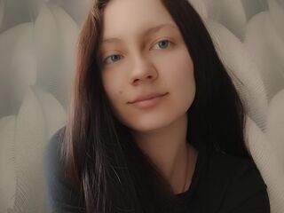 show live EllieCornfield