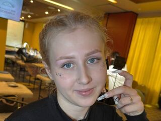 hot webcam show EmelinaKrider