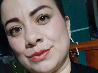 real live cam EmilyTempation