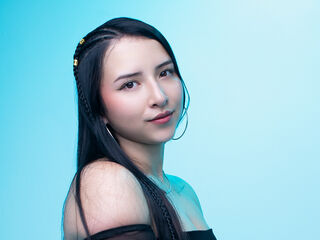 naughty camgirl fingering shaved pussy EmmaCastillo