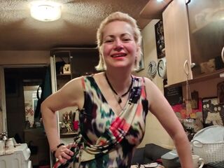 cam girl showing pussy ErwinaAmethist