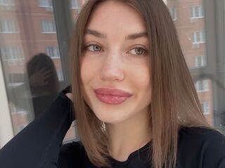 camwhore masturbating with sextoy EvaAtom