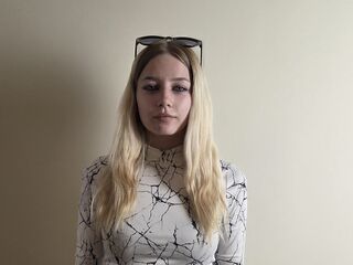 naked webcamgirl picture EvelynReynaga