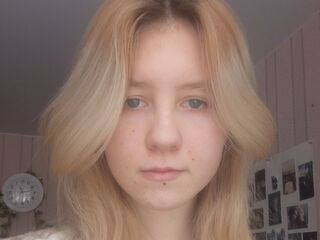 camslut showing pussy FlorineWalper