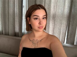 free sexcam FrankieGarner