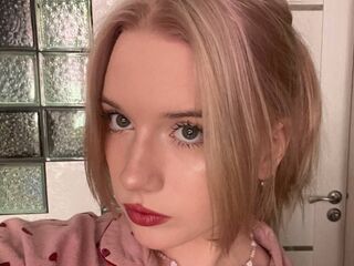 webcamgirl chat room GaleHungerford