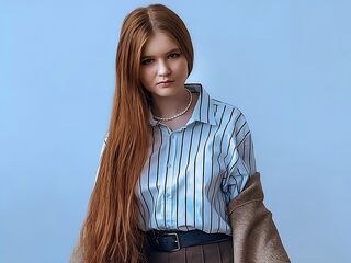 sexy webcamgirl pic GwynBujarski