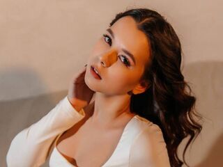 fingering webcamgirl HannahMon