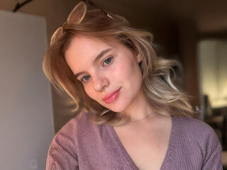 camgirl webcam photo HeidyNemzin