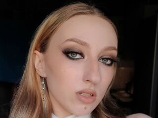 hot chatroom HenriettaFare
