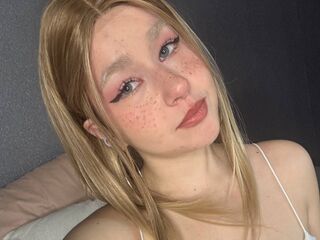 webcam striptease show HoneyLumi