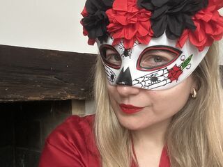 cam girl fingering pussy InesWinter