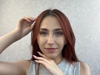 cam girl showing pussy JeanettSuell