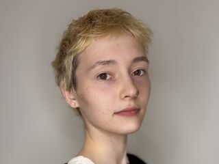 sexy cam girl JenelleBarette