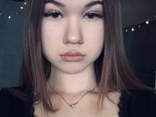 masturbating cam girl JerryBlechman