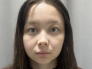 girl showing pussy JuliaSwivey