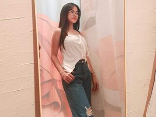nude webcamgirl pic KallyContez