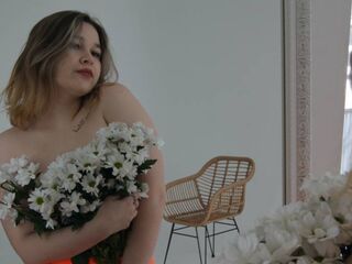 naked camgirl fingering pussy KarenRayy