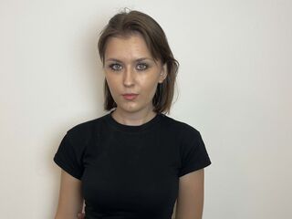 live cam girl picture KariErpelding