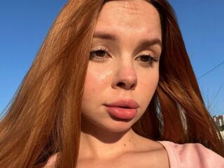 live sexcam KarinaSavastru