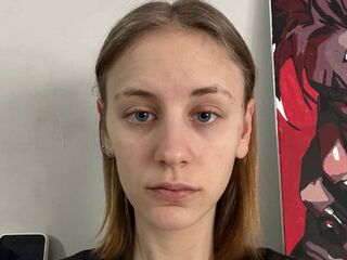 girl webcam show KarisaKalscheuer