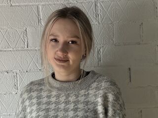 webcam chat KarynMcguire