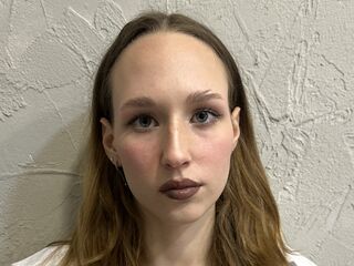 webcam girl KatrinJons