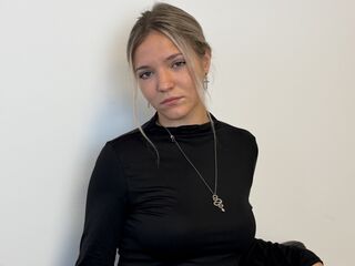 livesex cam girl KeiraTullier
