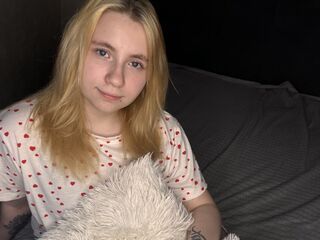 camgirl masturbating with vibrator KimberlyLean
