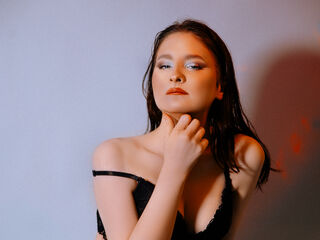 naked camgirl photo KiraClair