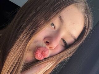 nude cam girl photo KristiGroun