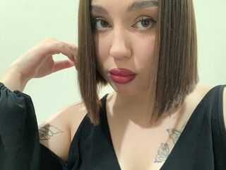 naked webcam girl KylieeAngel