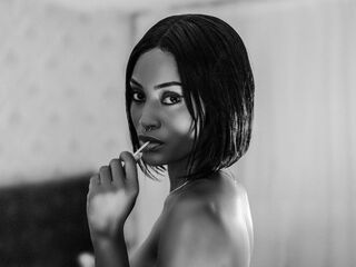 hot webcam slut LarissaMartini