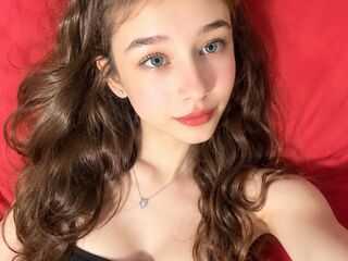 beautiful cam girl LashawnLebert