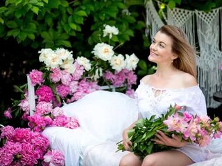 live free chat LeaNicole