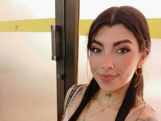 naked cam chat LesslyKity
