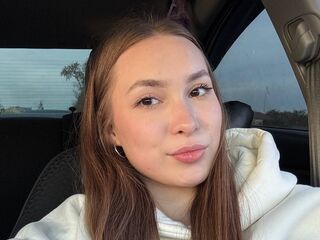 live webcam performer LexieNastasia