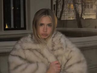 sexy webcamgirl pic LilliaFowler