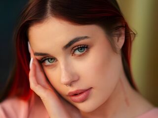 beautiful webcamgirl LilyRader