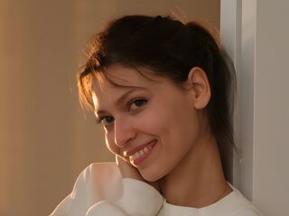 camgirl chat room LivelyLaurie