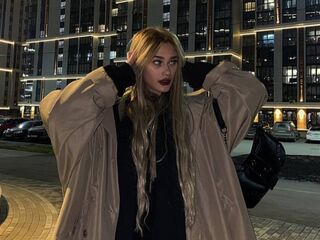 live cam show LizaKitchin