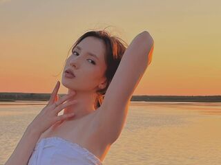 masturbating webcamgirl LoisOsden