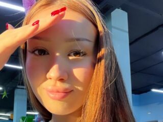 cam girl masturbating with dildo LucyAurexia