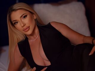 camslut webcam video LunaVee